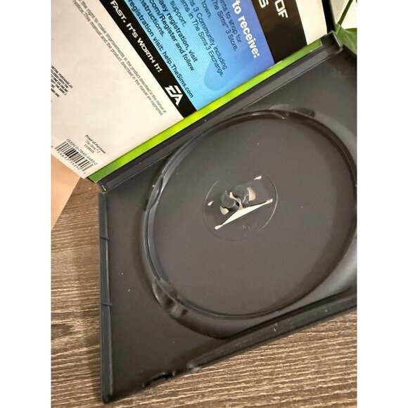 The Sims three empty case - Picture 4 of 5